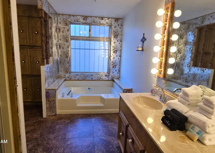 Dom wakacyjny Retro Stay More Room Less Pay *