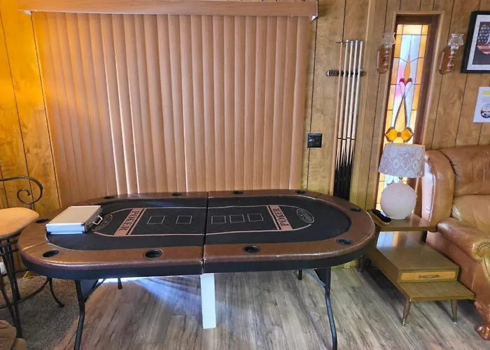 Dom wakacyjny Retro Stay More Room Less Pay *